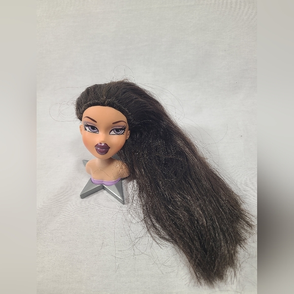 Bratz Girlz Girls Head Gamez Games Doll VERY RARE Dana - Picture 4 of 7